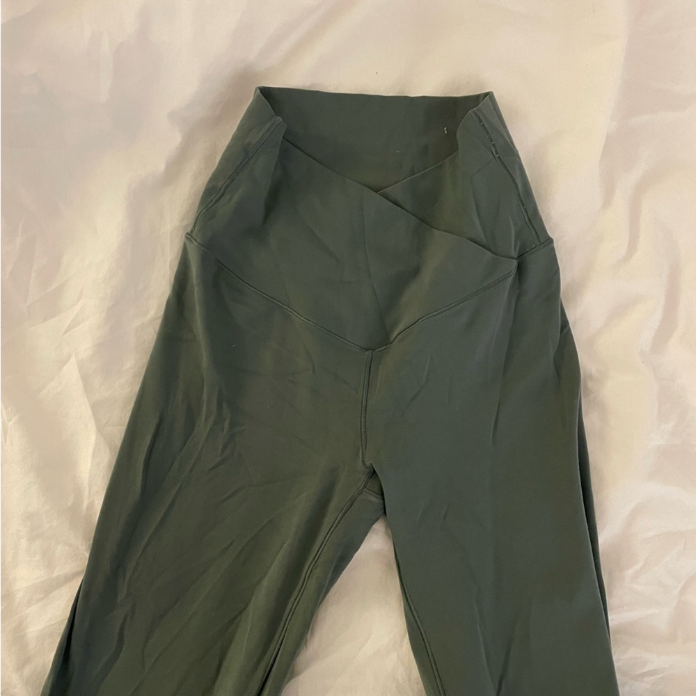 Aerie crossover flare leggings